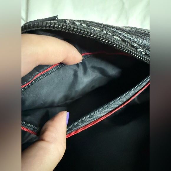 Vintage Tommy Hilfiger Navy Blue Faux Leather Crossbody Purse - Picture 6 of 13